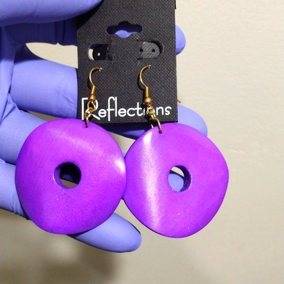 Rare Purple Donut Hoop Earrings – Bold Gold-Tone Drop Dangle Statement Jewelry - Picture 3 of 6